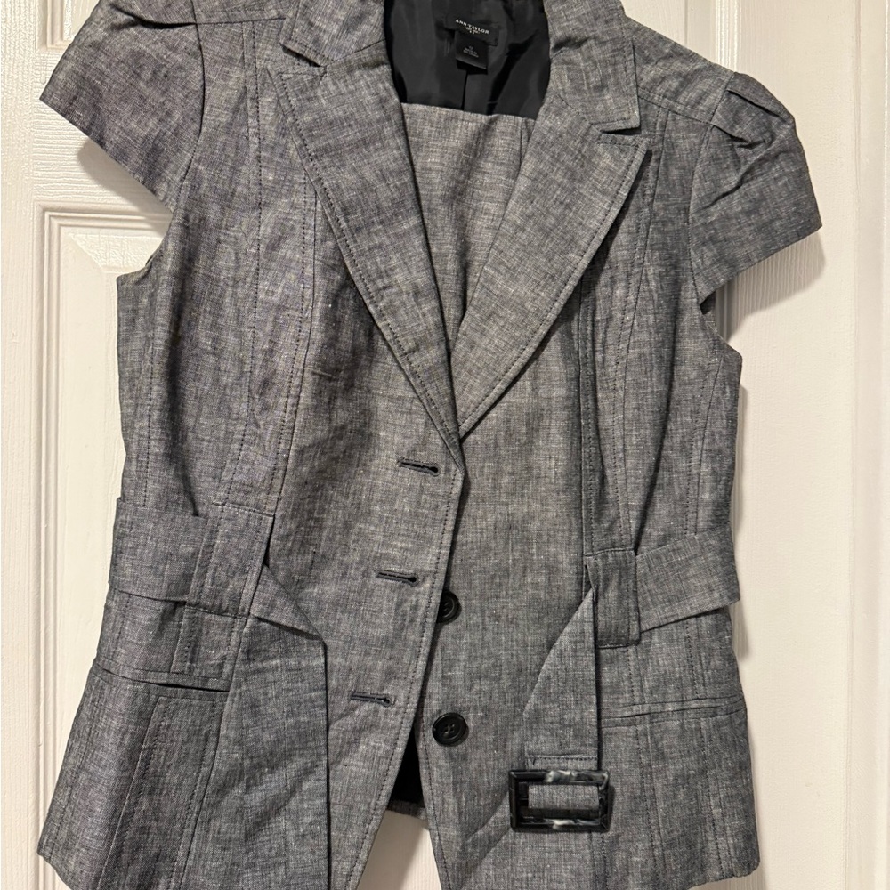 Ann Taylor Charcoal Short-Sleeve Blazer